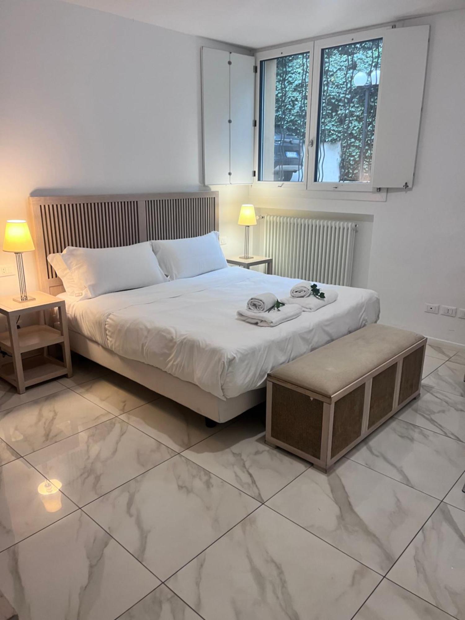 Grand Central Guest house *